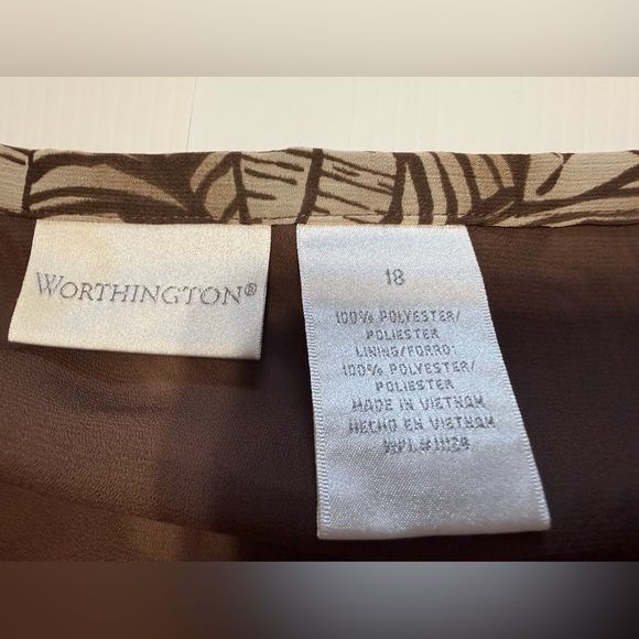 Worthington Brown and Cream Leaf Pattern Skirt Size 18 - Picture 3 of 4